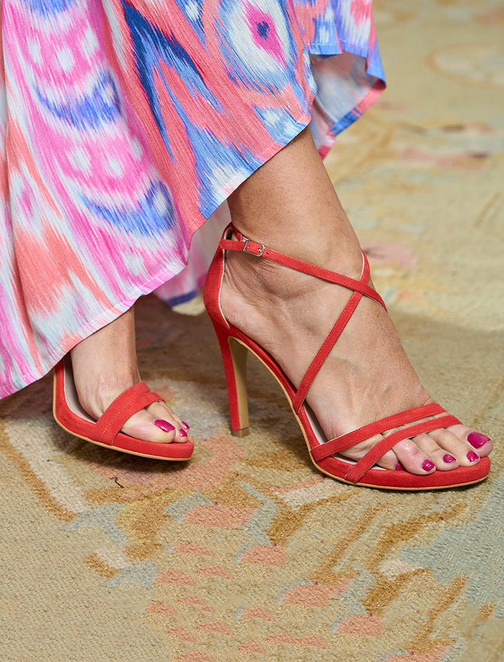 Chic coral cross sandal
