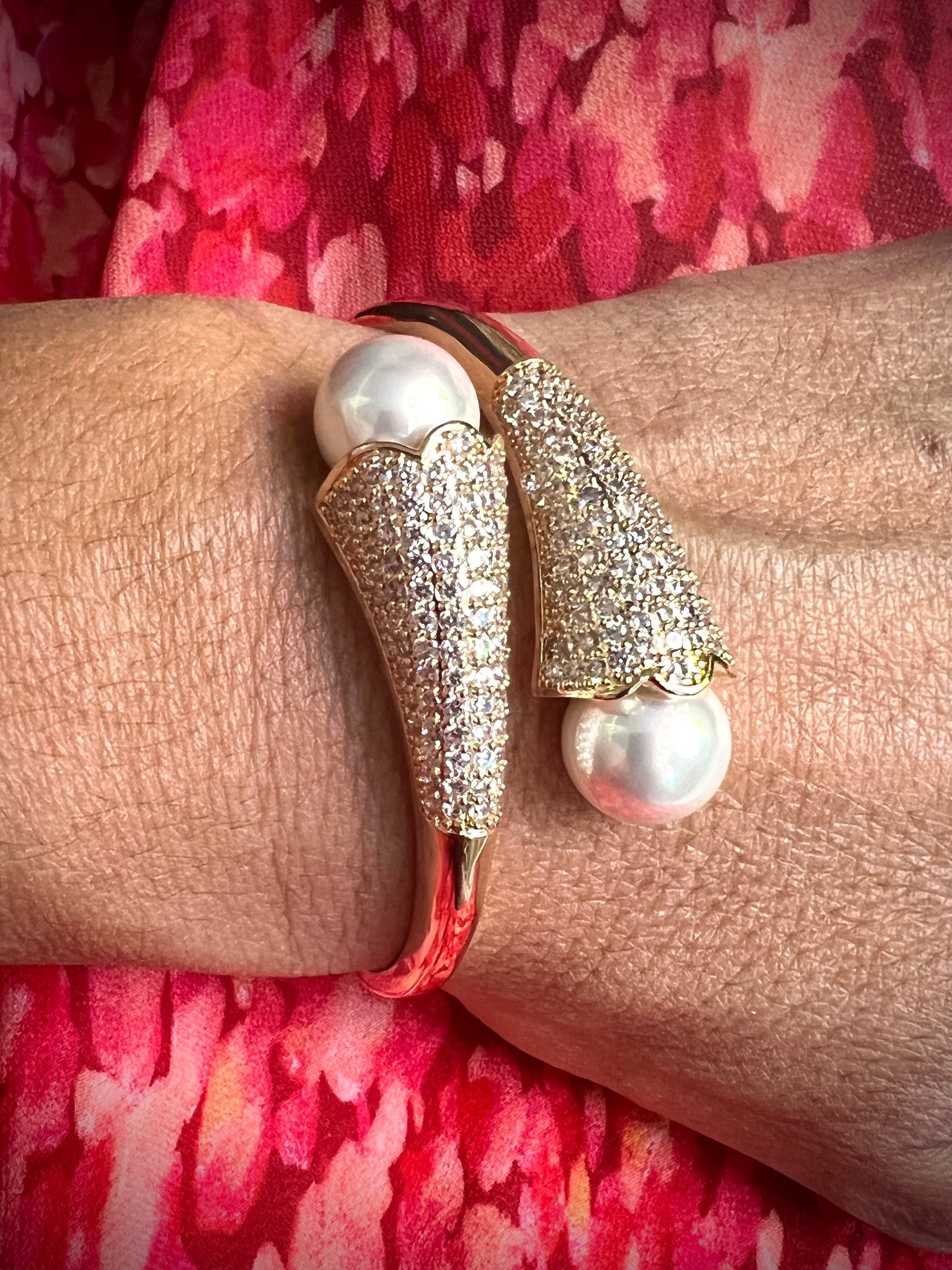 PULSERA PERLAS Y CIRCONITAS