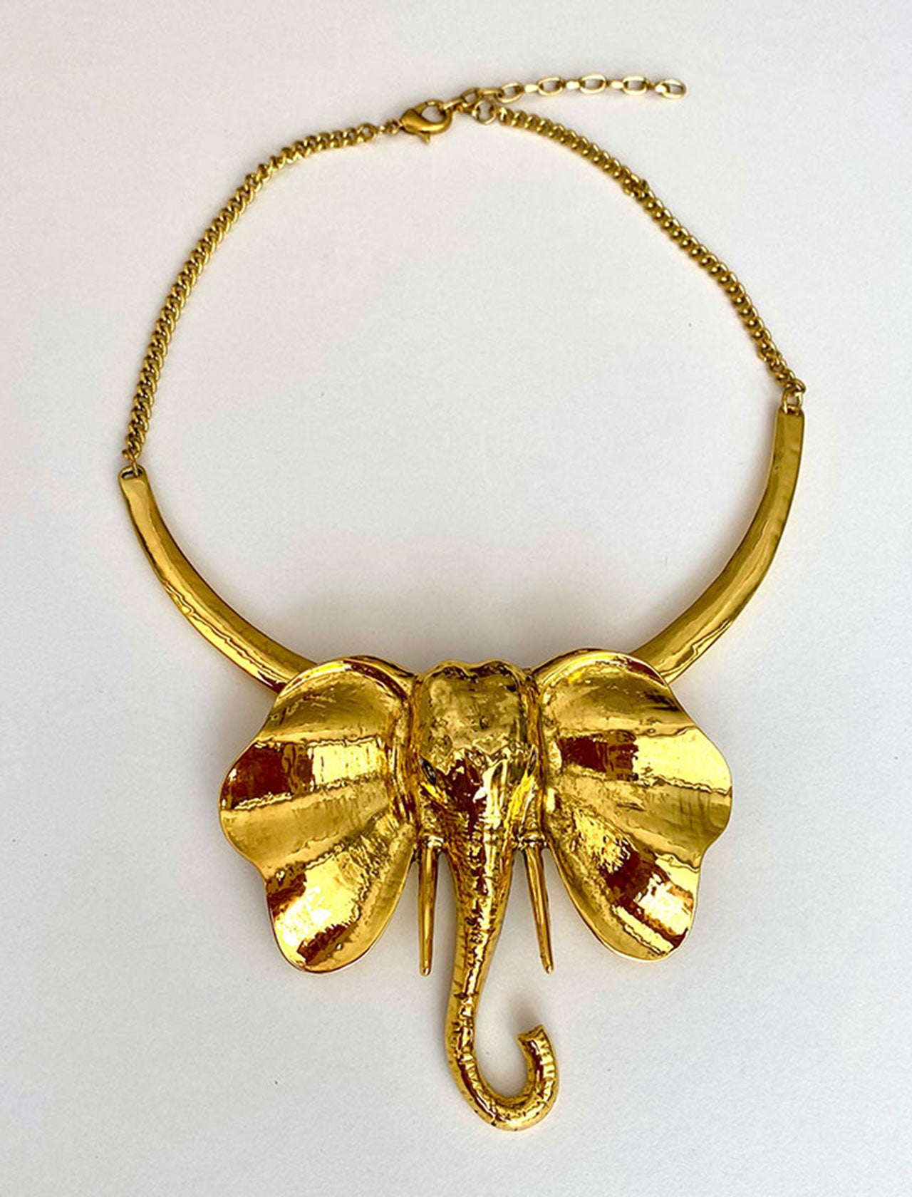 Elephant Sculpture Necklace