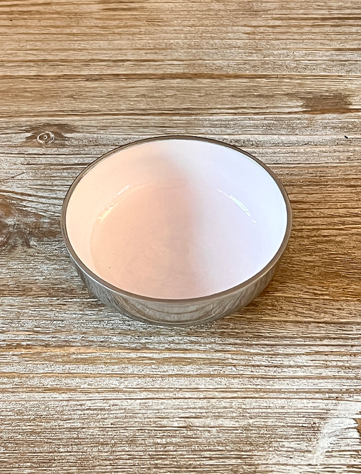 Round enamel bowl