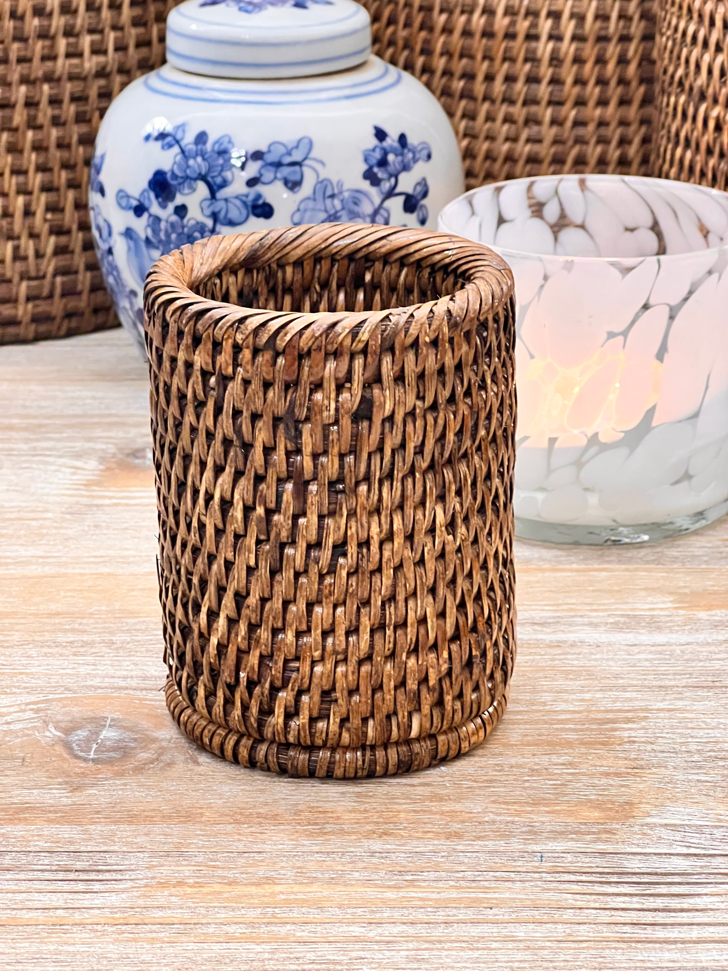 Rattan Pencil/pen holder