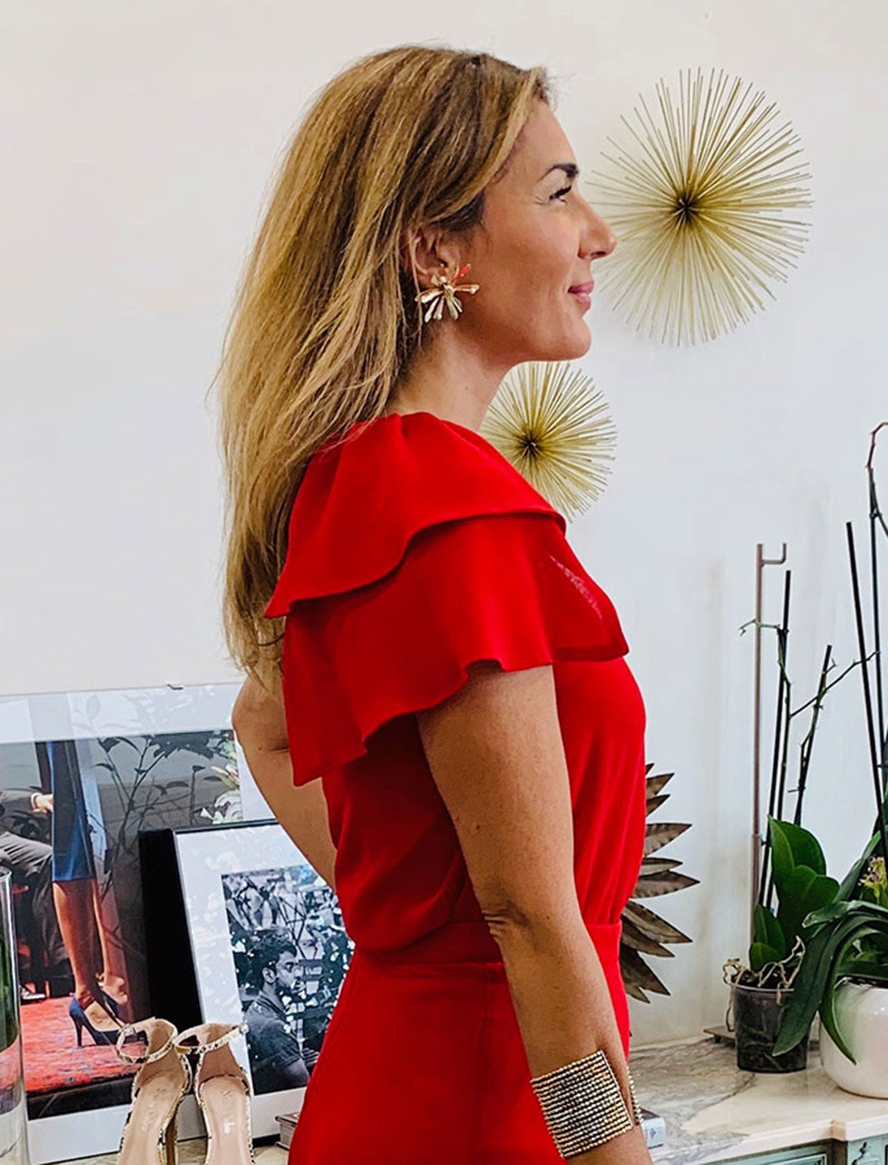 Elegant red top