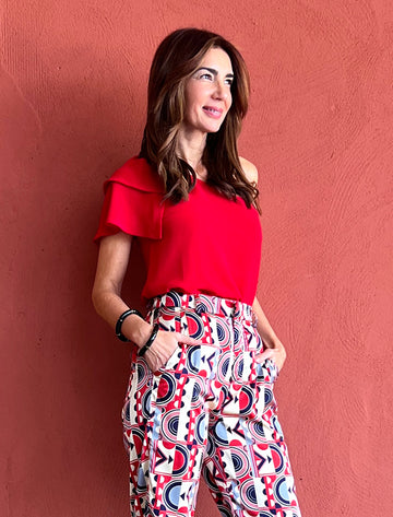 Elegant red top